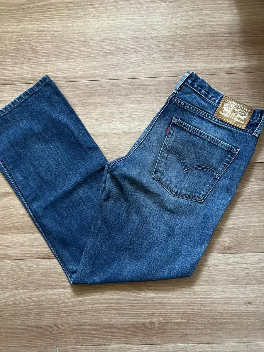 Levi's Vintage Jeans Size 28 for sale