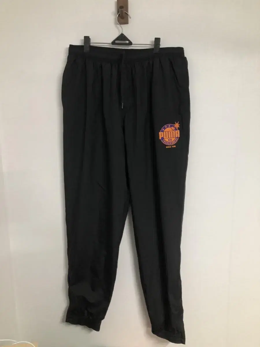 (34-35) Genuine Puma X The Hundred Training Pants