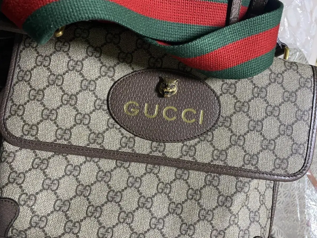 Gucci Messenger Bag Large