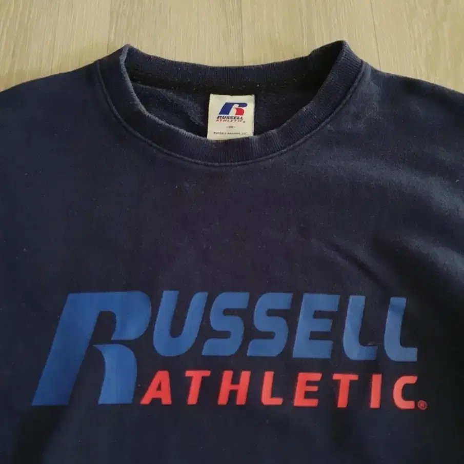 러셀 맨투맨 Russell 105 스웻셔츠