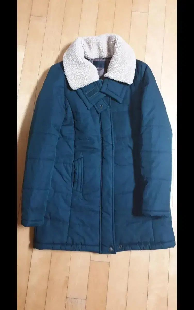 Cheonggreen quilted coat