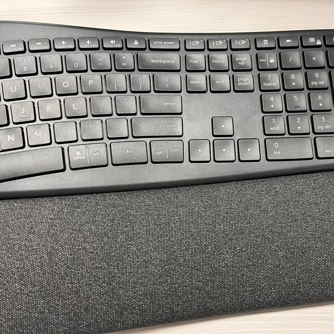 로지텍 ERGO K860 무선키보드