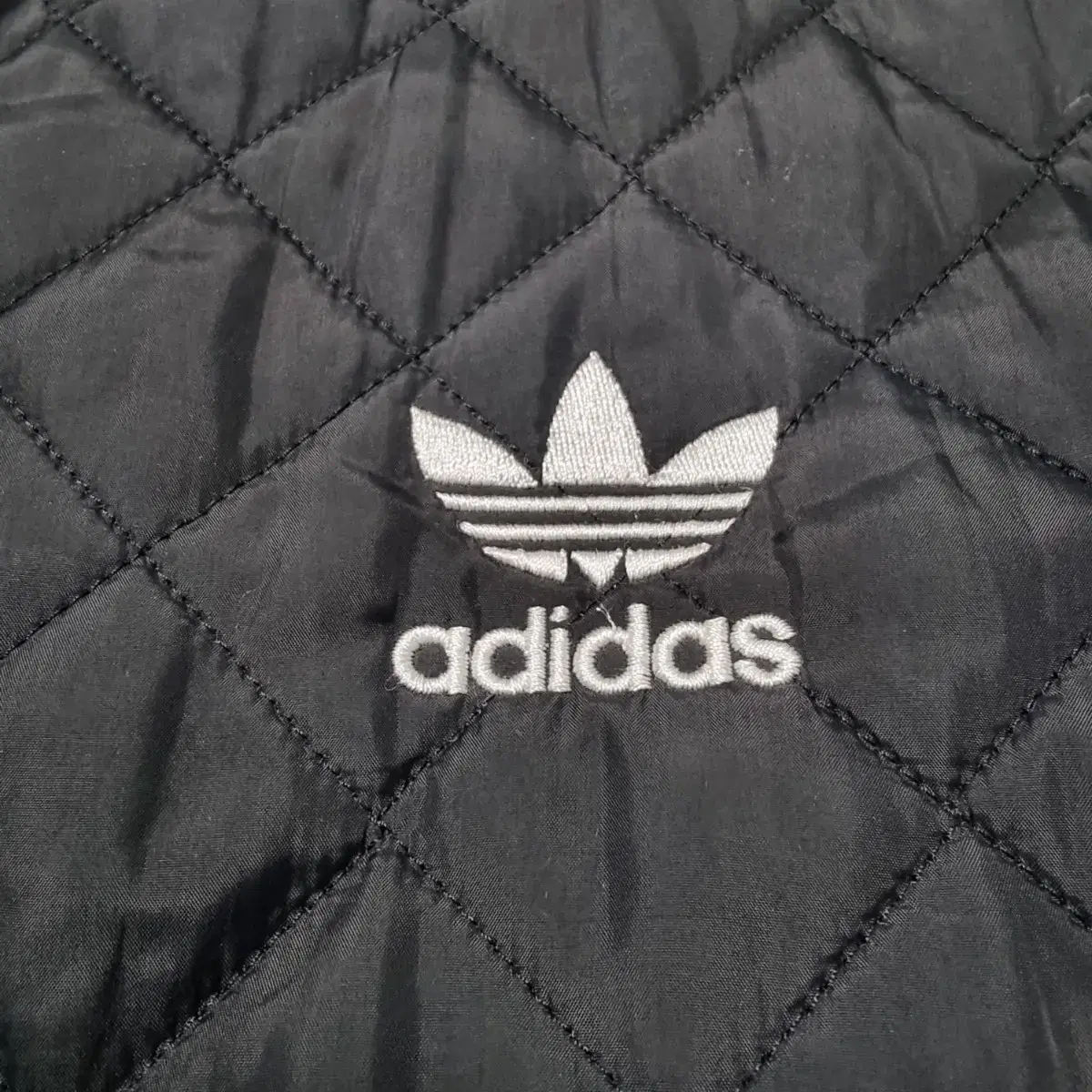 아디다스패딩 아디다스퀼팅자켓 아디다스바람막이 adidas 아디다스숏패딩