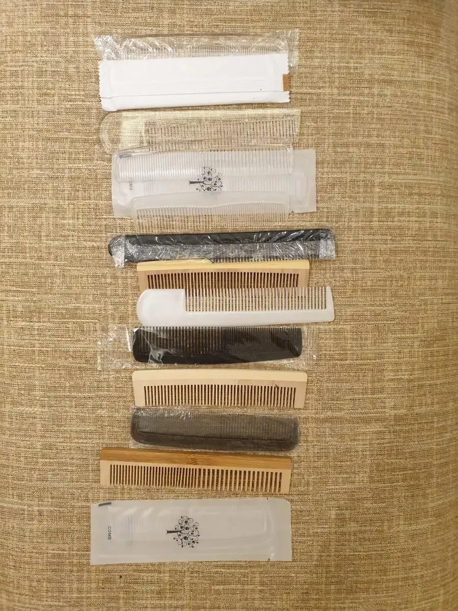 12 combs
