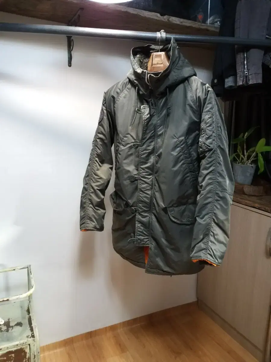 Schott Schott n3b Hooded Field Jacket . L