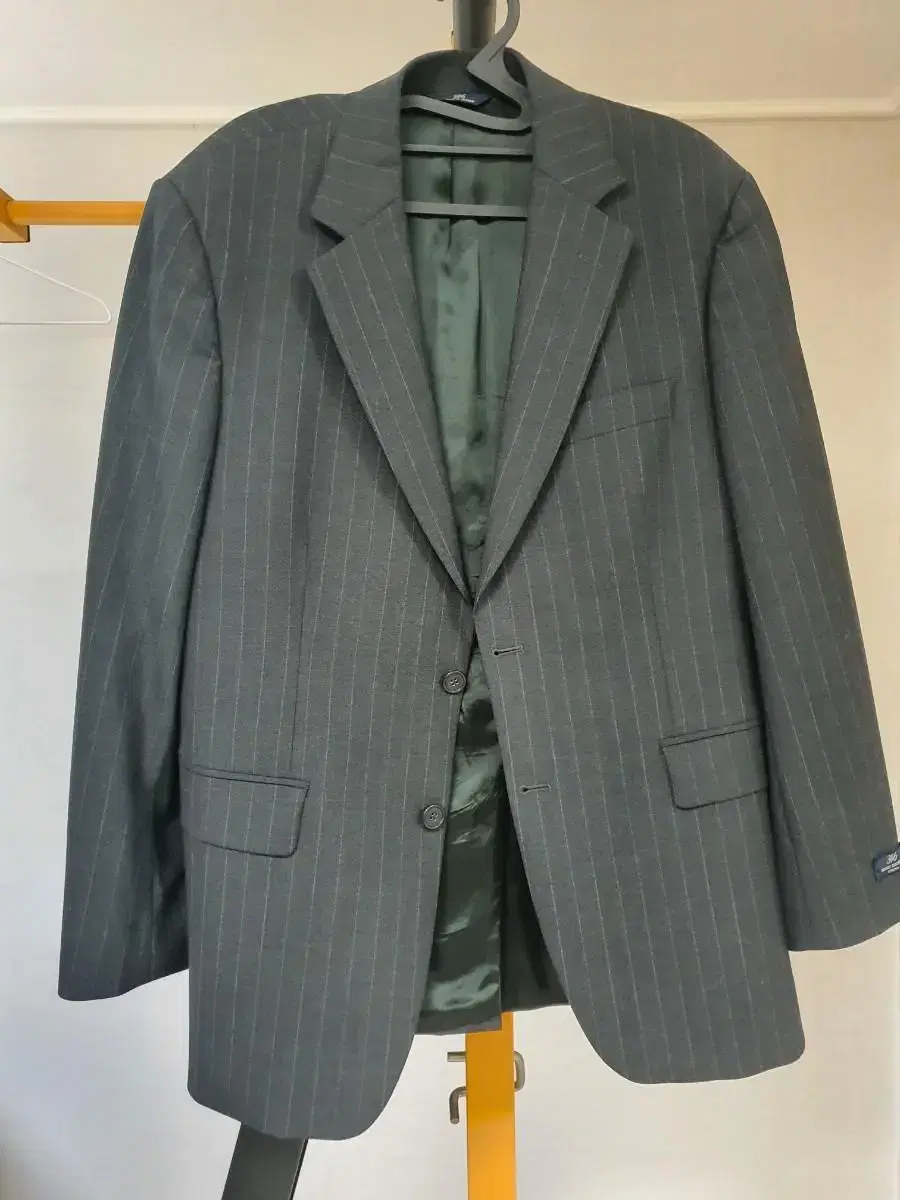 Brooks Brothers Classic Suit sell Set 130,000