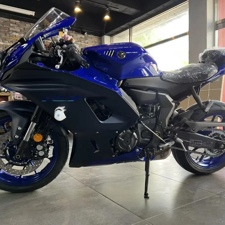 2022년식 YAMAHA YZF R7 블루신차 판매합니다