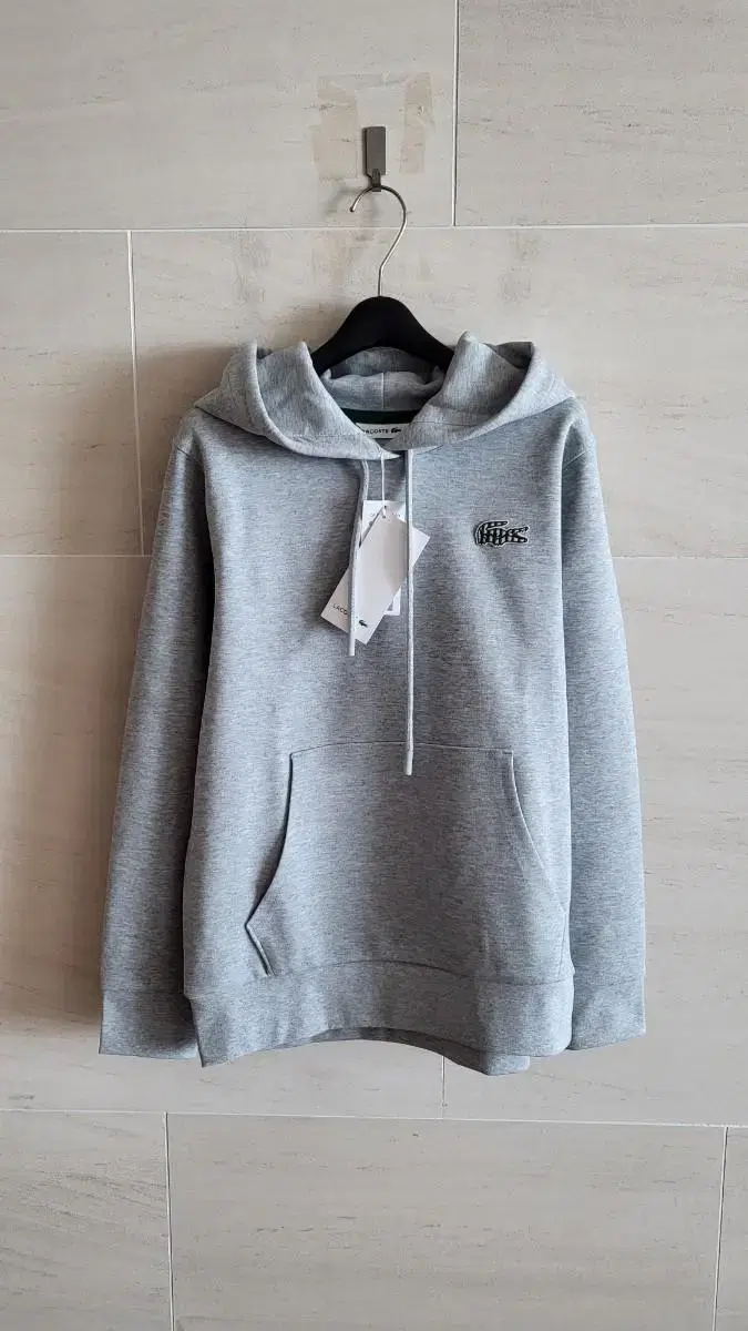 (Genuine) LACOSTE (22) Hooded Sweatshirt (New)