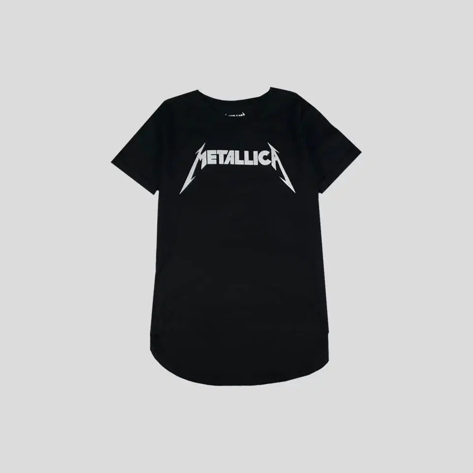 METALLICA X GU 블랙 화이트 미드 로고 반팔 티셔츠  SIZE