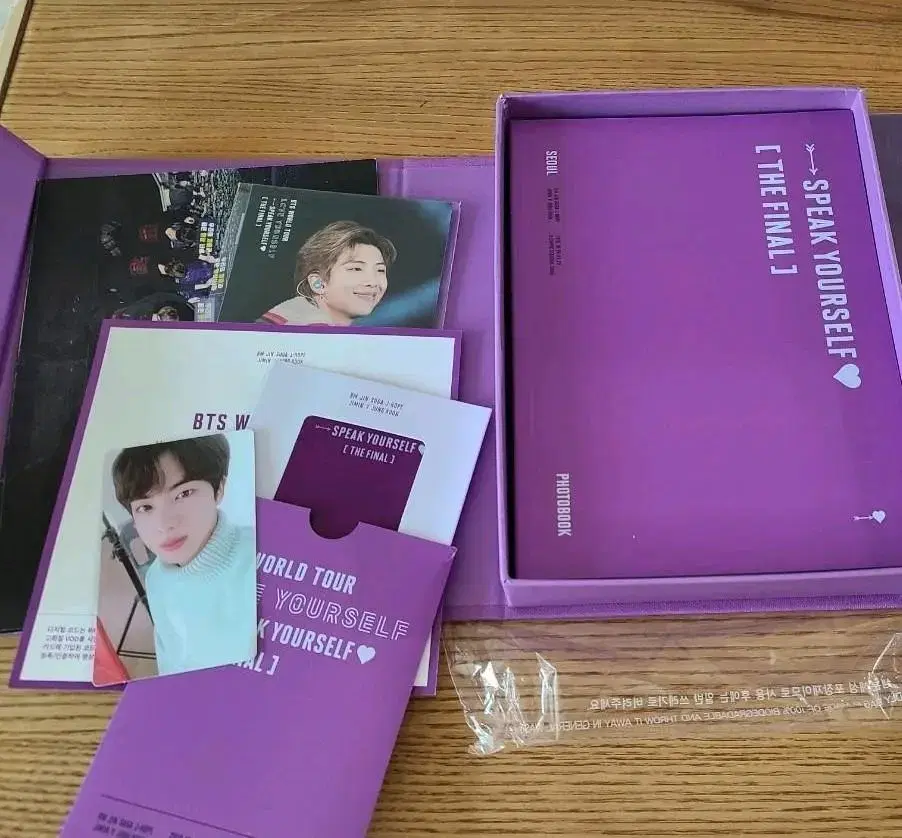 BTS Bangtan Boys Spa Con (Discord possible) Jin full set