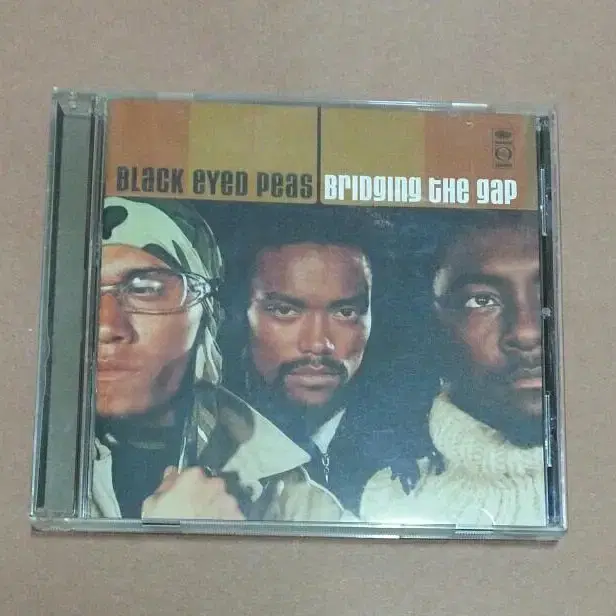 Black eyed peas - Bridging the Gap