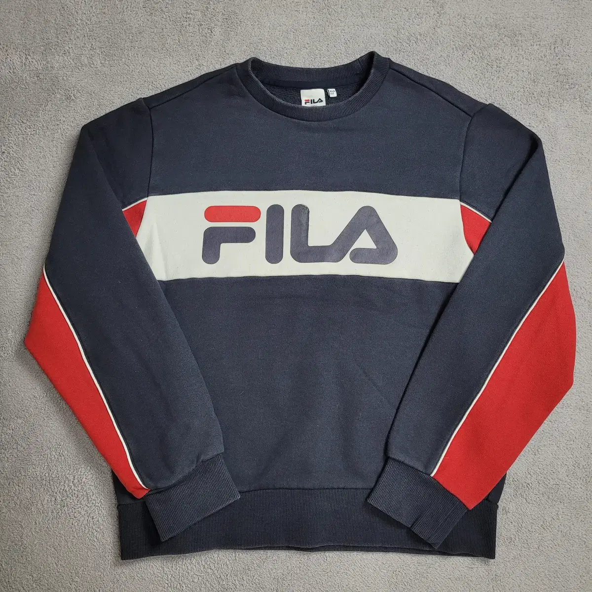 [구구샵] FILA 휠라 기모긴팔맨투맨M 95