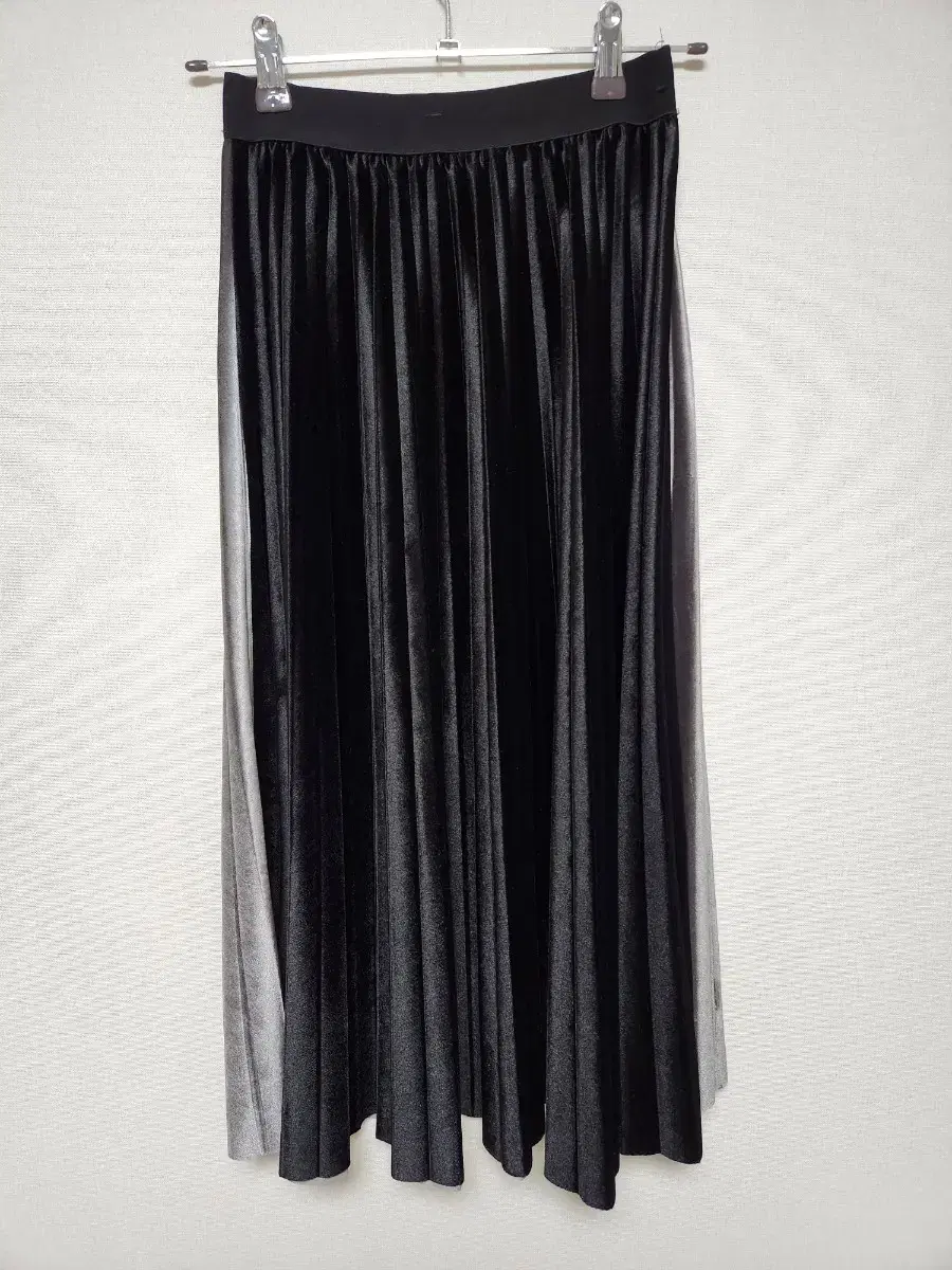 Visit New York Pleated Skirt 55