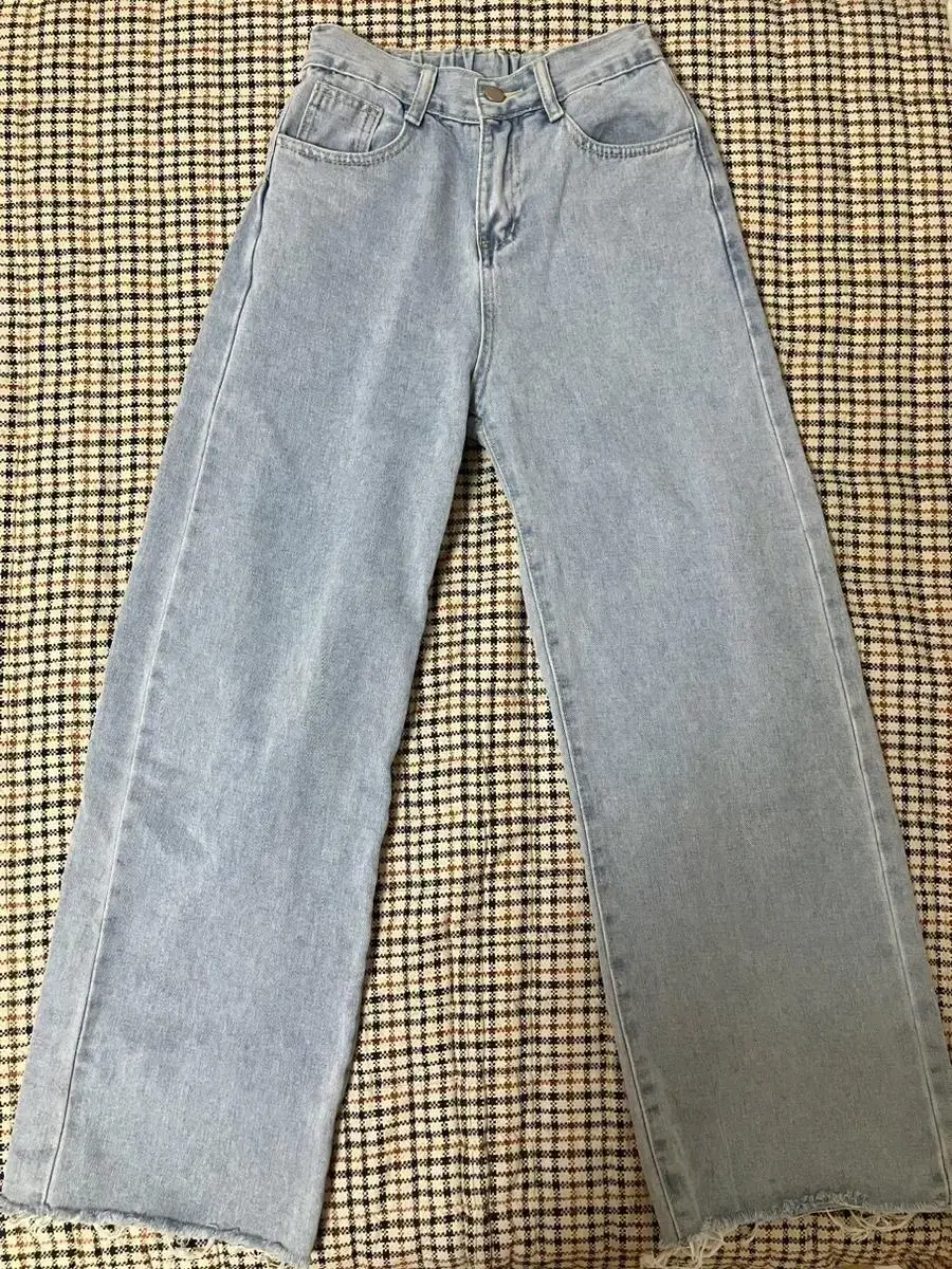 younger men's pants