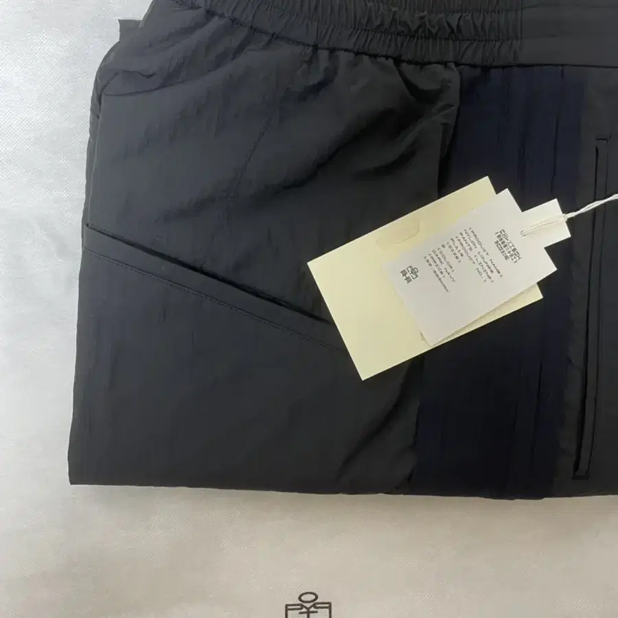 폴리테루 nylon lounge pants - dark navy 2사이즈