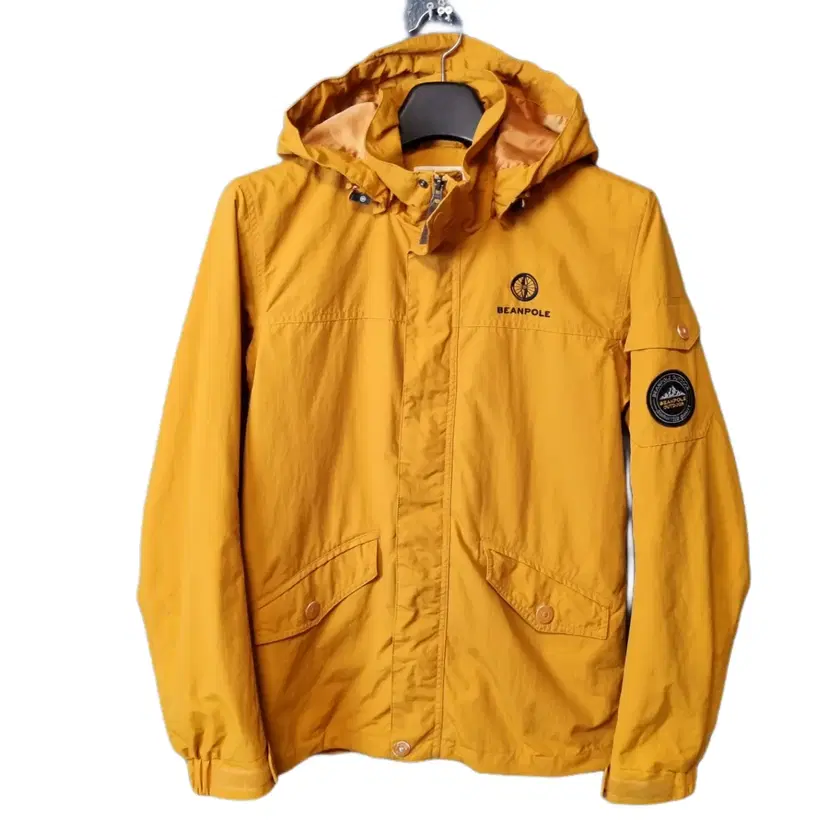 BEANPOLE Jacket 빈폴,아웃도어,바람막이,자켓,머스타드 on Bunjang with safe global shipping.