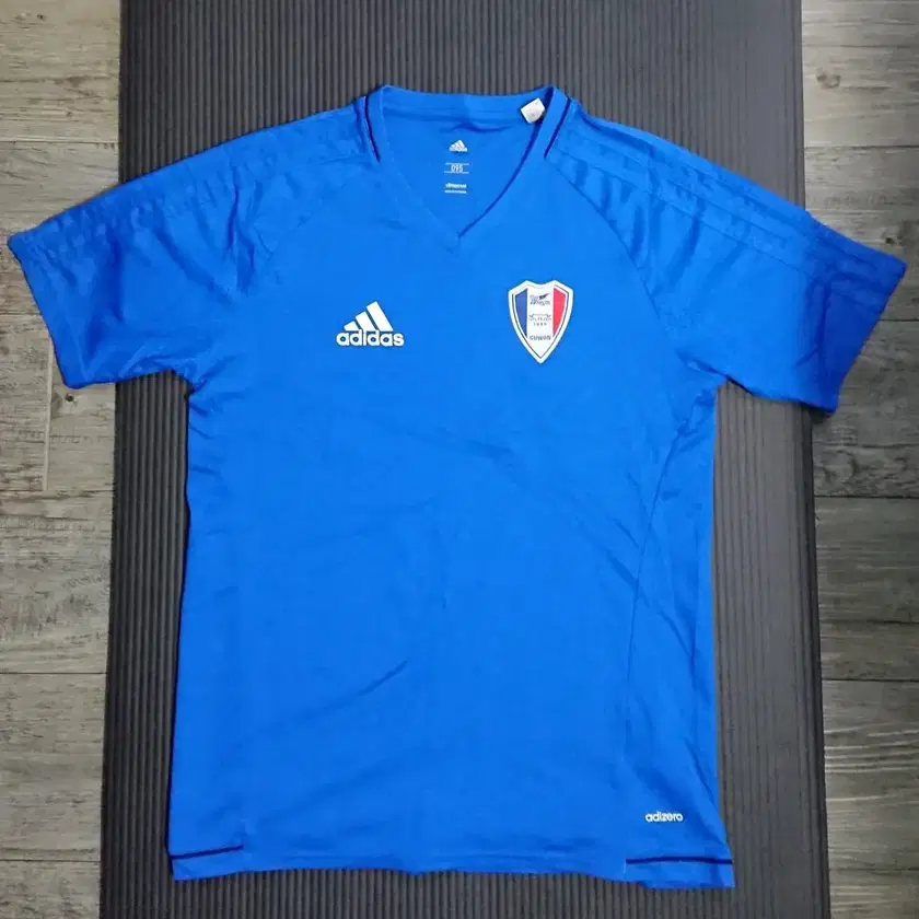 Soccer Clothing/Miscellaneous Goods 수원삼성,블루윙즈,축구,매탄중,매탄고 on Bunjang