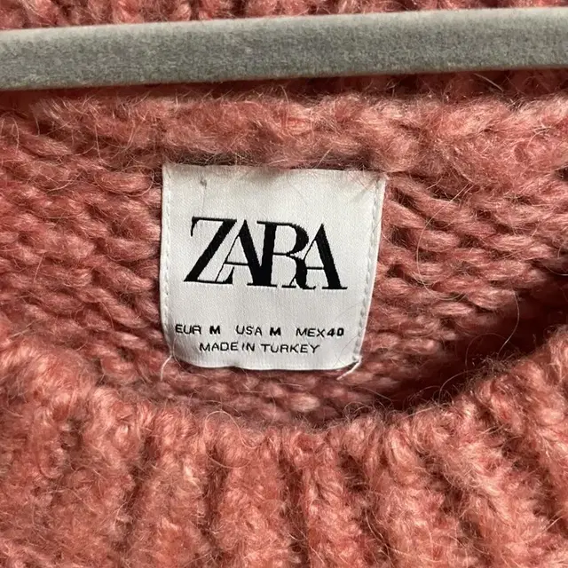 ZARA 니트(핑크) 판매합니다