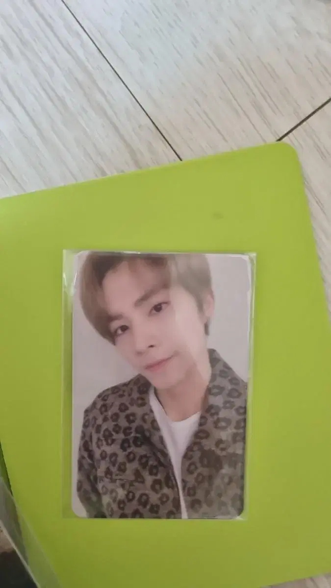 Xiaojun's non-album photocard Sold