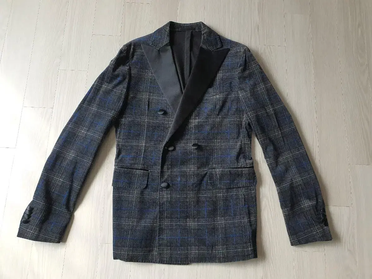 Discreet2 Genuine Tartan check tuxedo jacket EU48