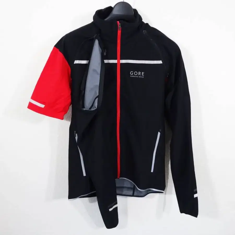 [미사용]Gore Running 방풍자켓, size M