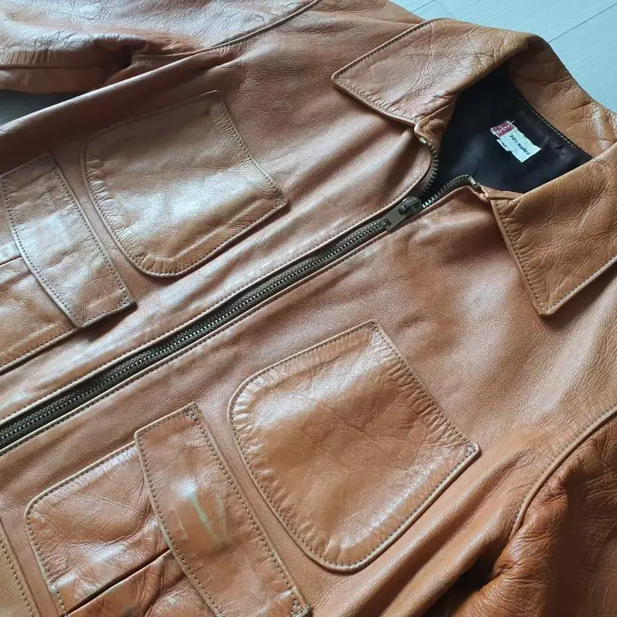 리바이스 LVC Scorched up 70s Leather Jacket