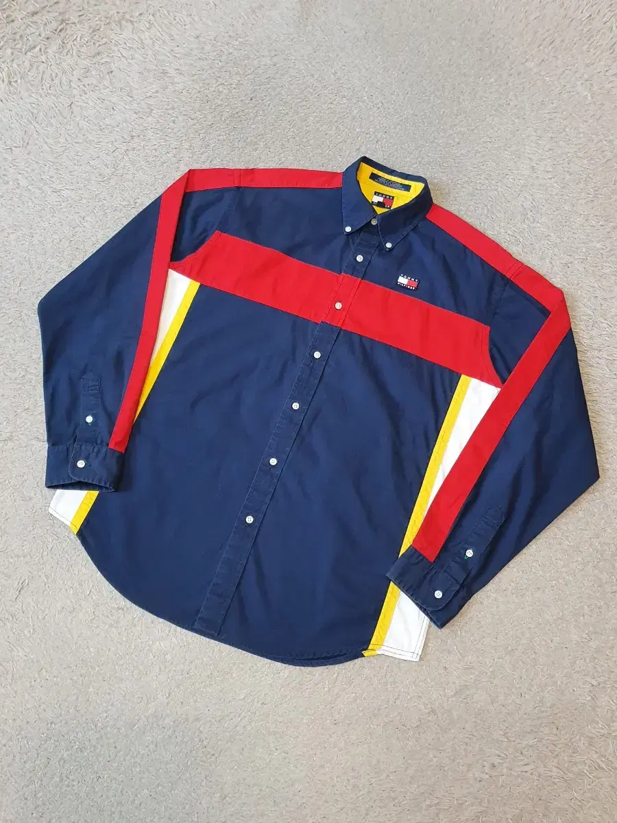 L Tommy Hilfiger South