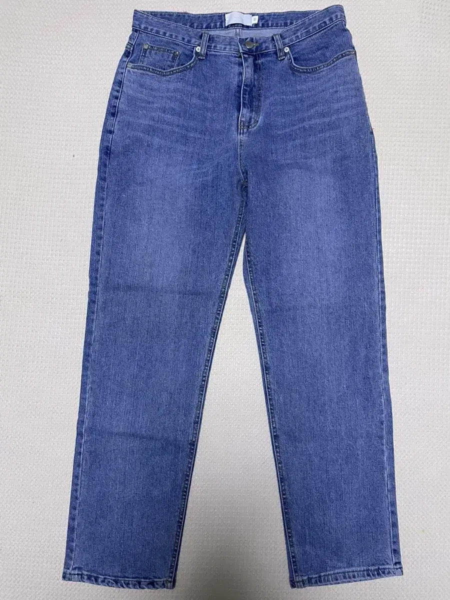 MOS** without semi wide-leg denim pants