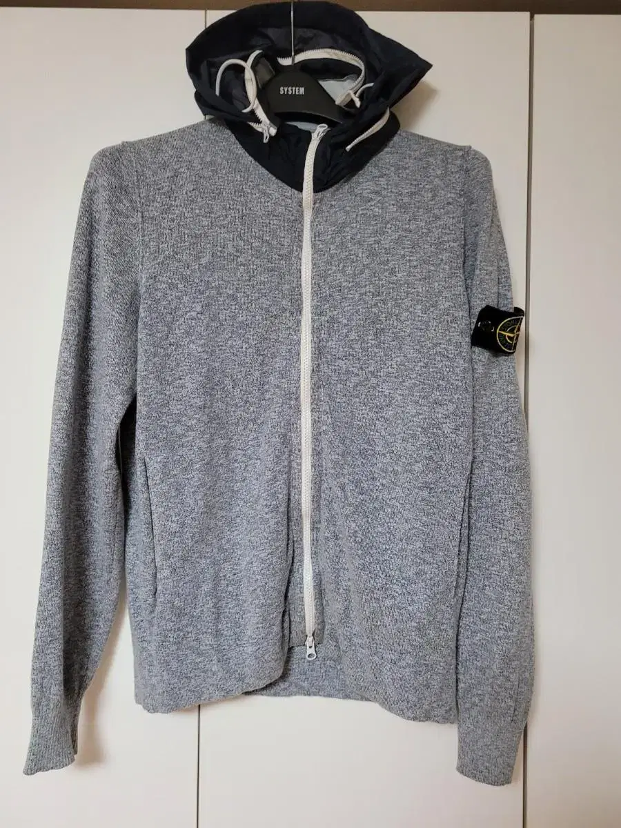 StoneIsland Hooded Knit Zip-Up Size L