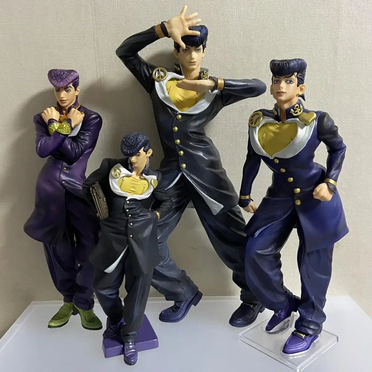 JOSUKE JoJo's Bizarre Adventure Figures ClearanceJoJo to sell