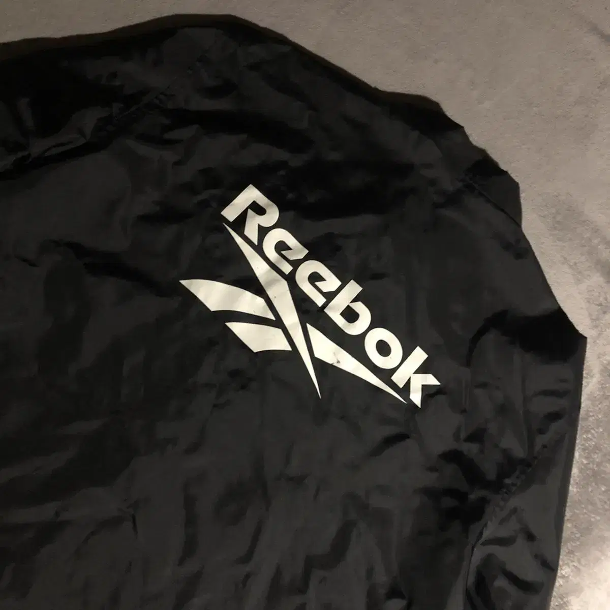 Jpn 리복 올드스쿨 대장급 바람막이 스펠아웃 코치자켓 reebok