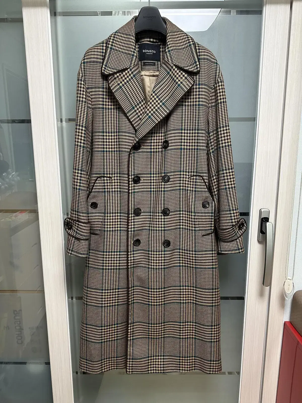 Song Gio Homme CollectionLine over-fit check coat 100