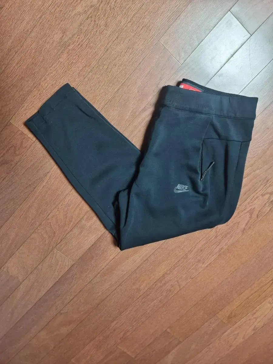 Nike TechPack Pants Standard Fit Black L