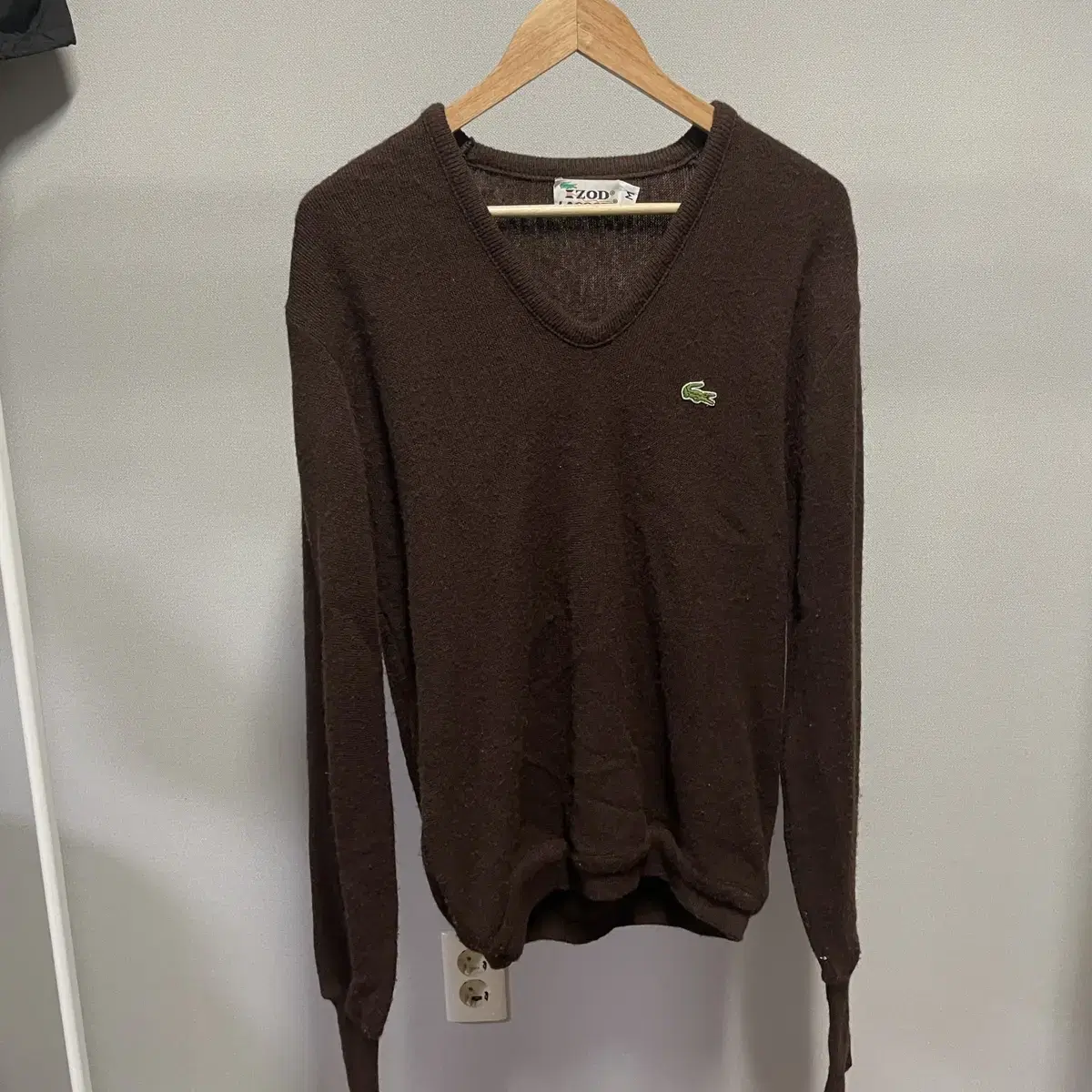 Lacoste Lacoste Izod V-neck wool knit sweater