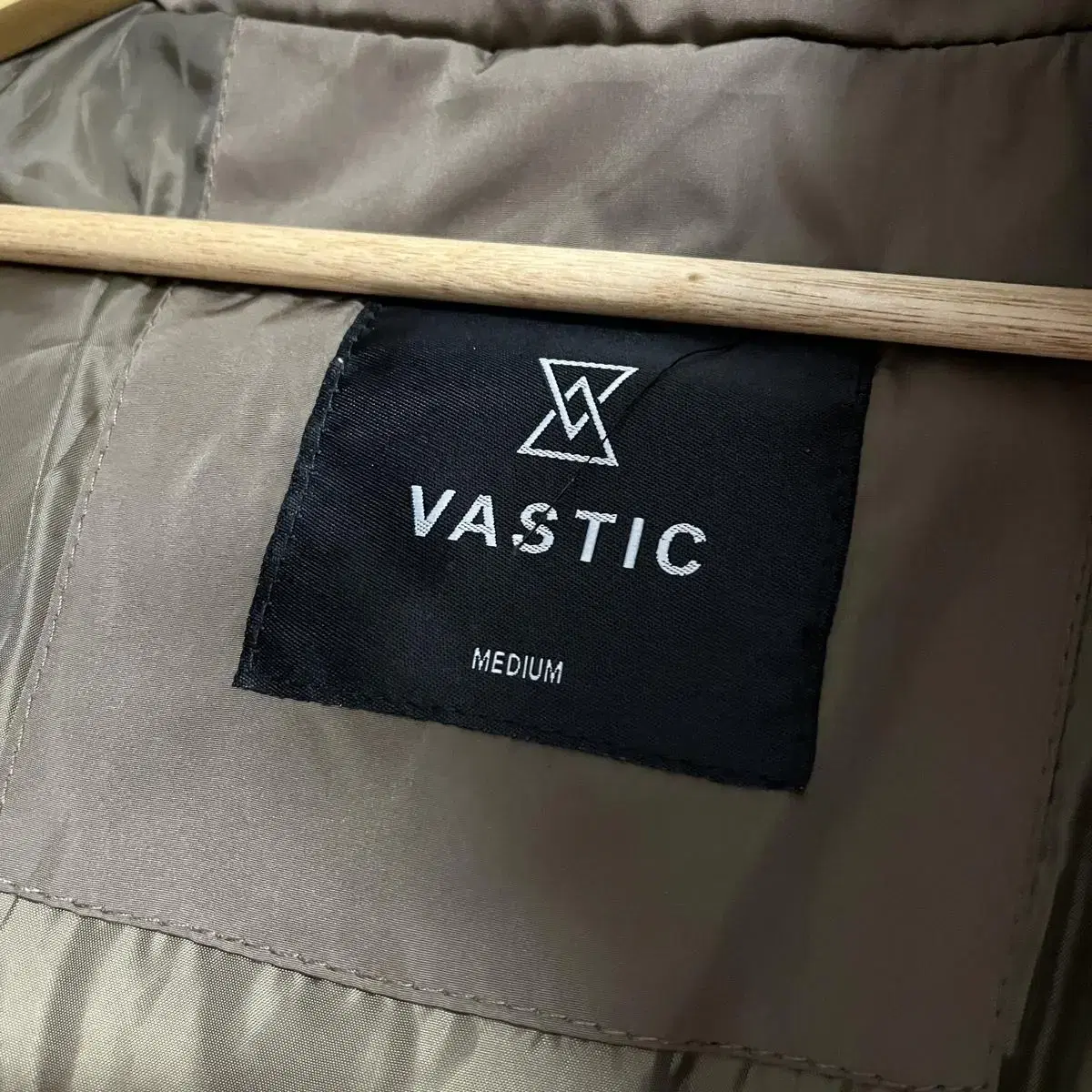 바스틱 VASTIC 숏패딩 M