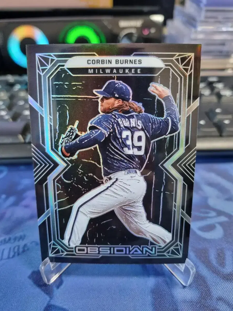 22 Panini Obsidian Milwaukee Bucks Corbin Burnes Baseball Card