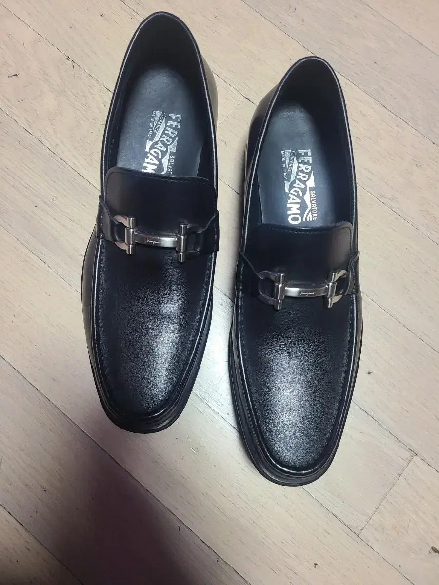 265Ferragamo ShoesGentlemen's ShoesFormal Shoes