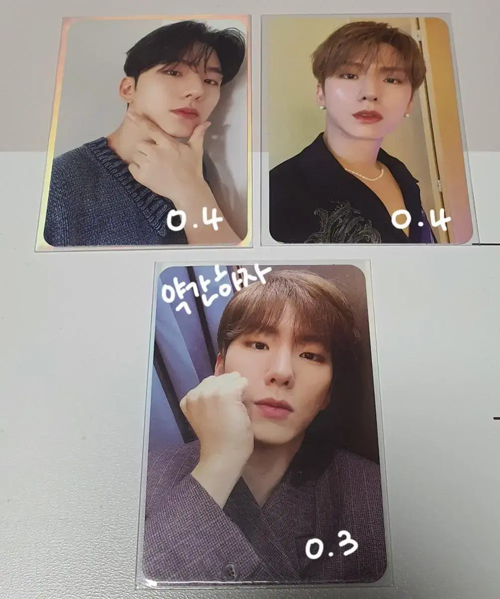 Wts the MONSTA X photo card