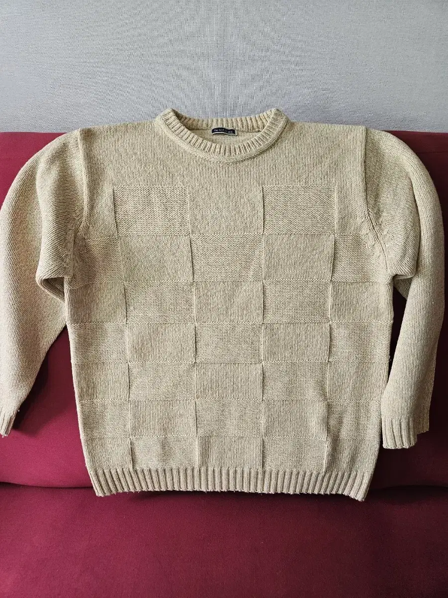 100 Men's Sweater Knit