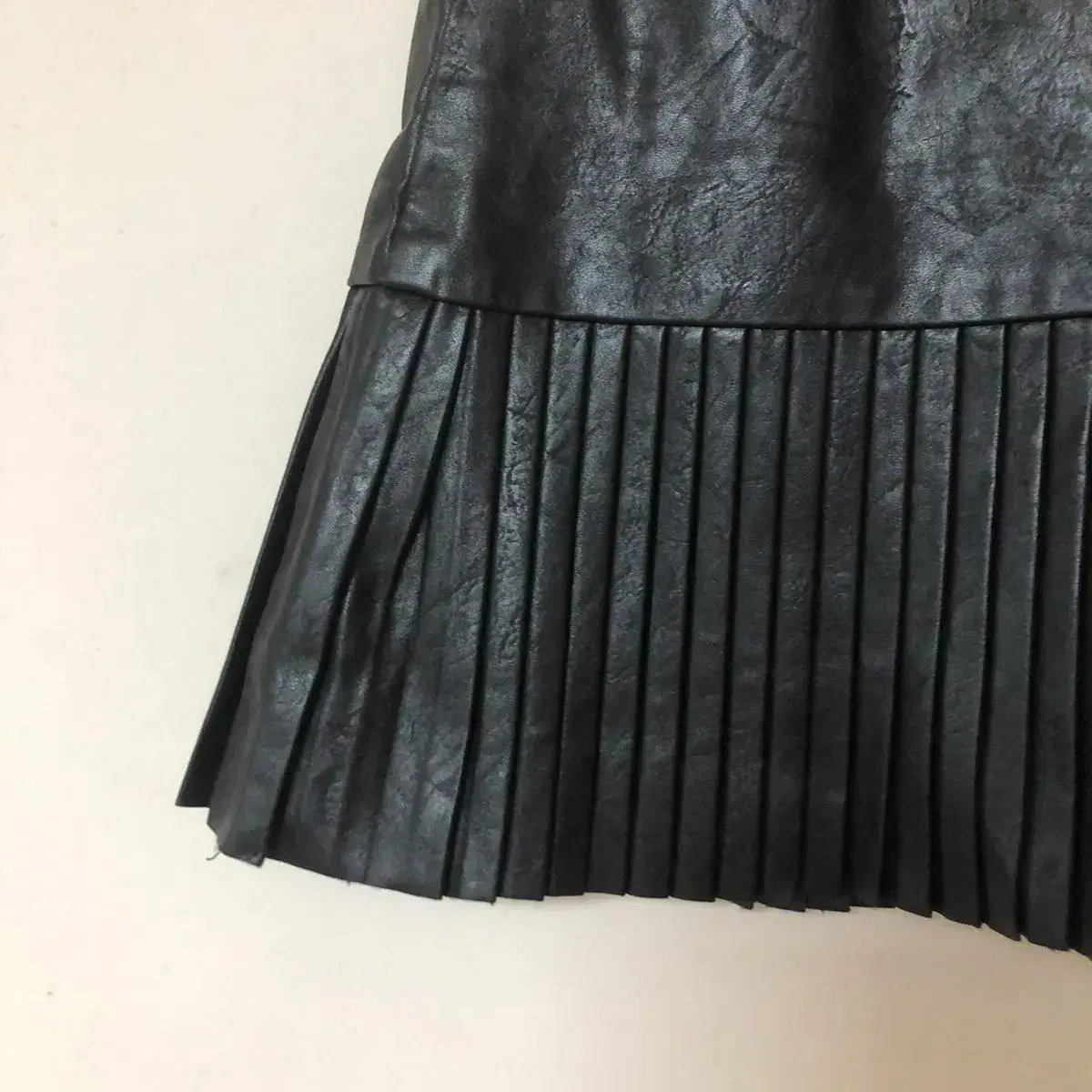 Vintage Leather pleats mini sk