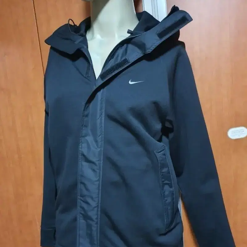 NIKE 나이키기모트레이닝점퍼M약95정도