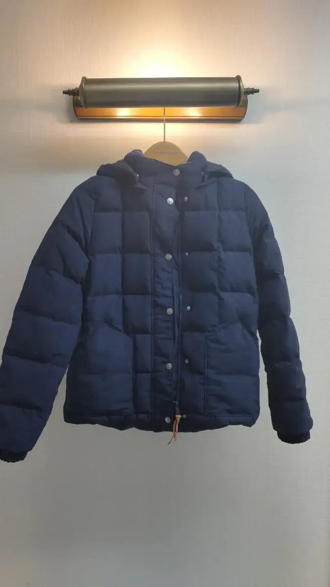 S) Levi's Women's Padded Jacket for Sale