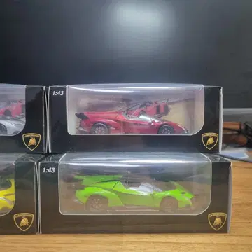 1/43 레오 모델 람보르기니 베네노 로드스터 4종 | 브랜드 중고거래 플랫폼, 번개장터 1/43 레오 모델 람보르기니 베네노 로드스터 4종 | 브랜드 중고거래 플랫폼, 번개장터