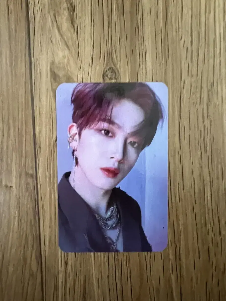 Wei kim yohan photocard (price drop)