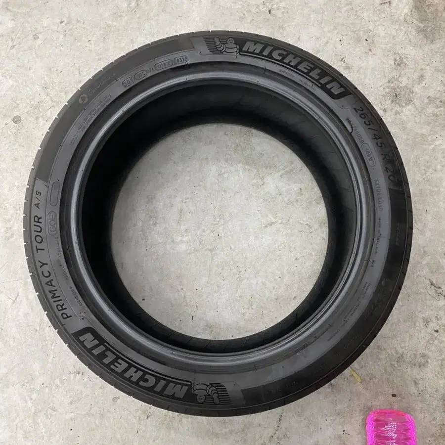 265/45R20 미쉐린 중고타이어