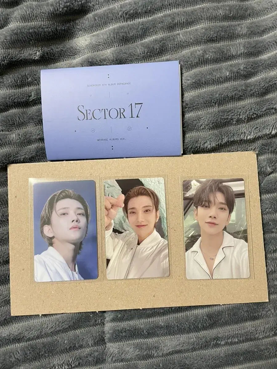 SEVENTEEN SECTOR17 weverse Album