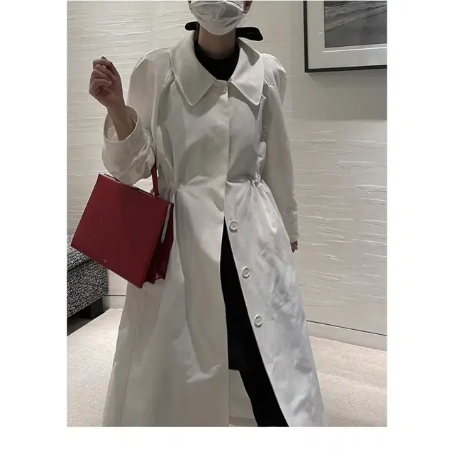 (freckle made)white trench coat 프레클 트렌치