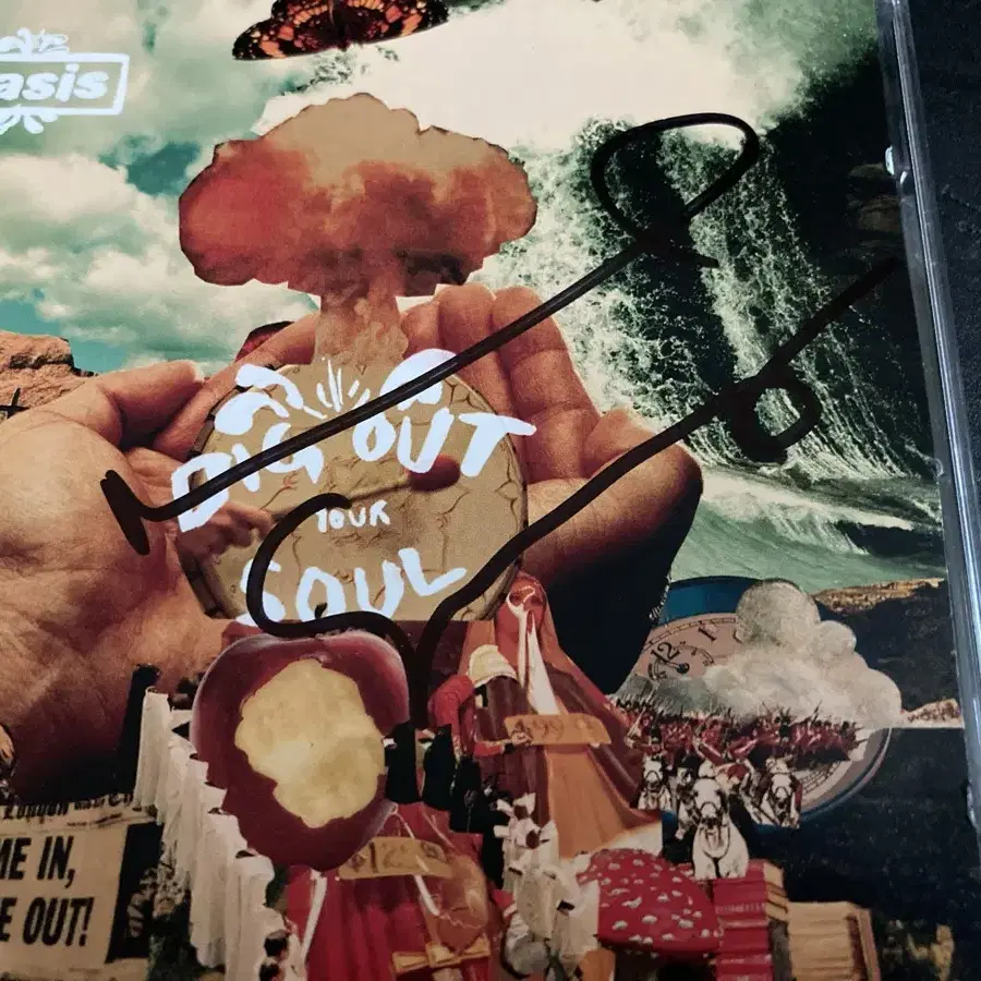 오아시스 Oasis-Dig Out Your Soul 노엘싸인CD