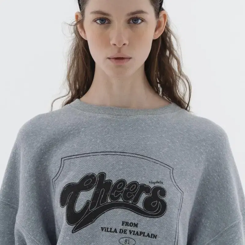 비아플레인 맨투맨 CHEERS SWEAT SHIRT