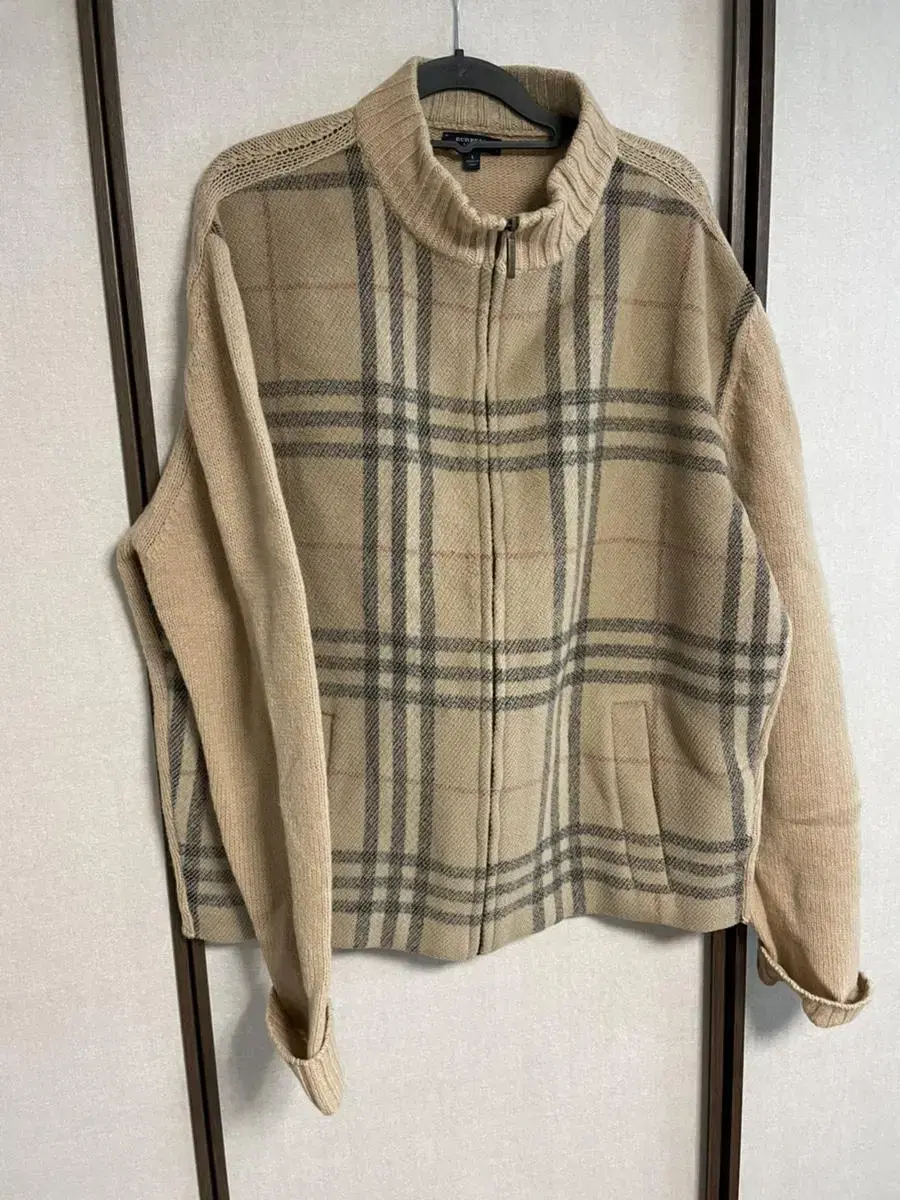 (Sale) Genuine Burberry Nova Check Zip-up Cardigan